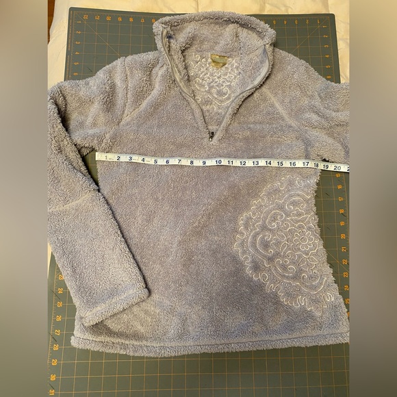 Athleta fuzzy pullover M - Picture 4 of 6
